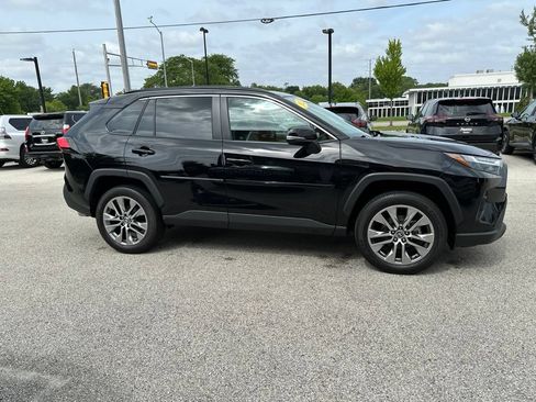 Used 2023 Toyota RAV4 XLE Premium AWD/4WD image 6