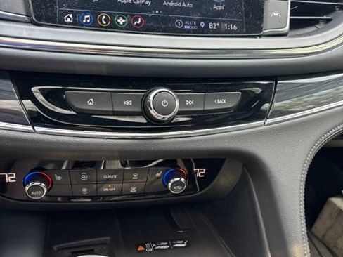 Certified 2024 Buick Enclave Essence w/ Experience Buick Package FWD image 6