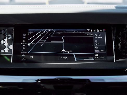 Used 2025 Rolls-Royce Phantom Sedan RWD image 87