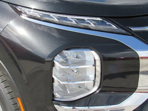 New 2026 Mitsubishi Outlander ES FWD image 8