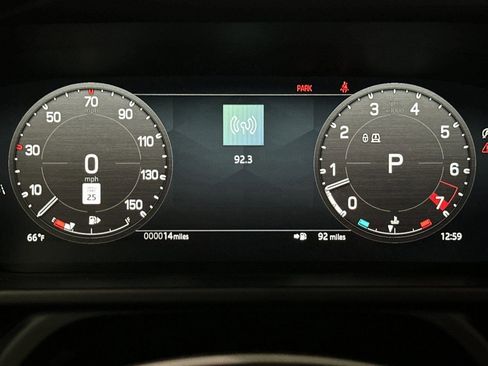 New 2025 Land Rover Defender 130 X-Dynamic SE AWD/4WD image 15