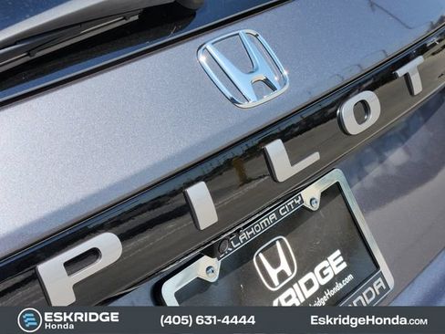 Certified 2026 Honda Pilot EX-L image 11