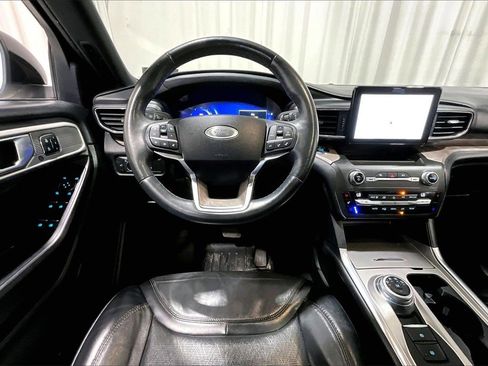 Used 2020 Ford Explorer Platinum image 14