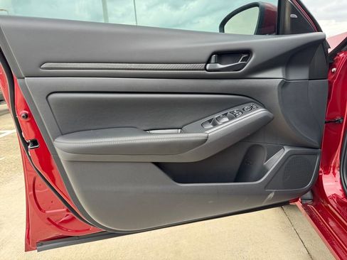 New 2026 Nissan Altima 2.5 SV w/ SV Premium Package AWD/4WD image 11