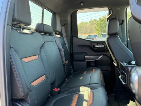 Used 2019 GMC Sierra 1500 AT4 w/ AT4 Premium Package AWD/4WD image 12