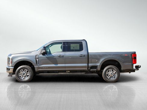 Used 2026 Ford F350 Lariat AWD/4WD image 2