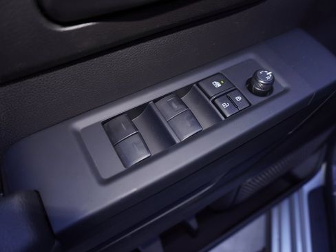 New 2026 Toyota Tundra SR image 10