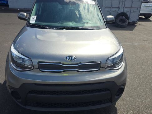 Used 2017 Kia Soul image 2