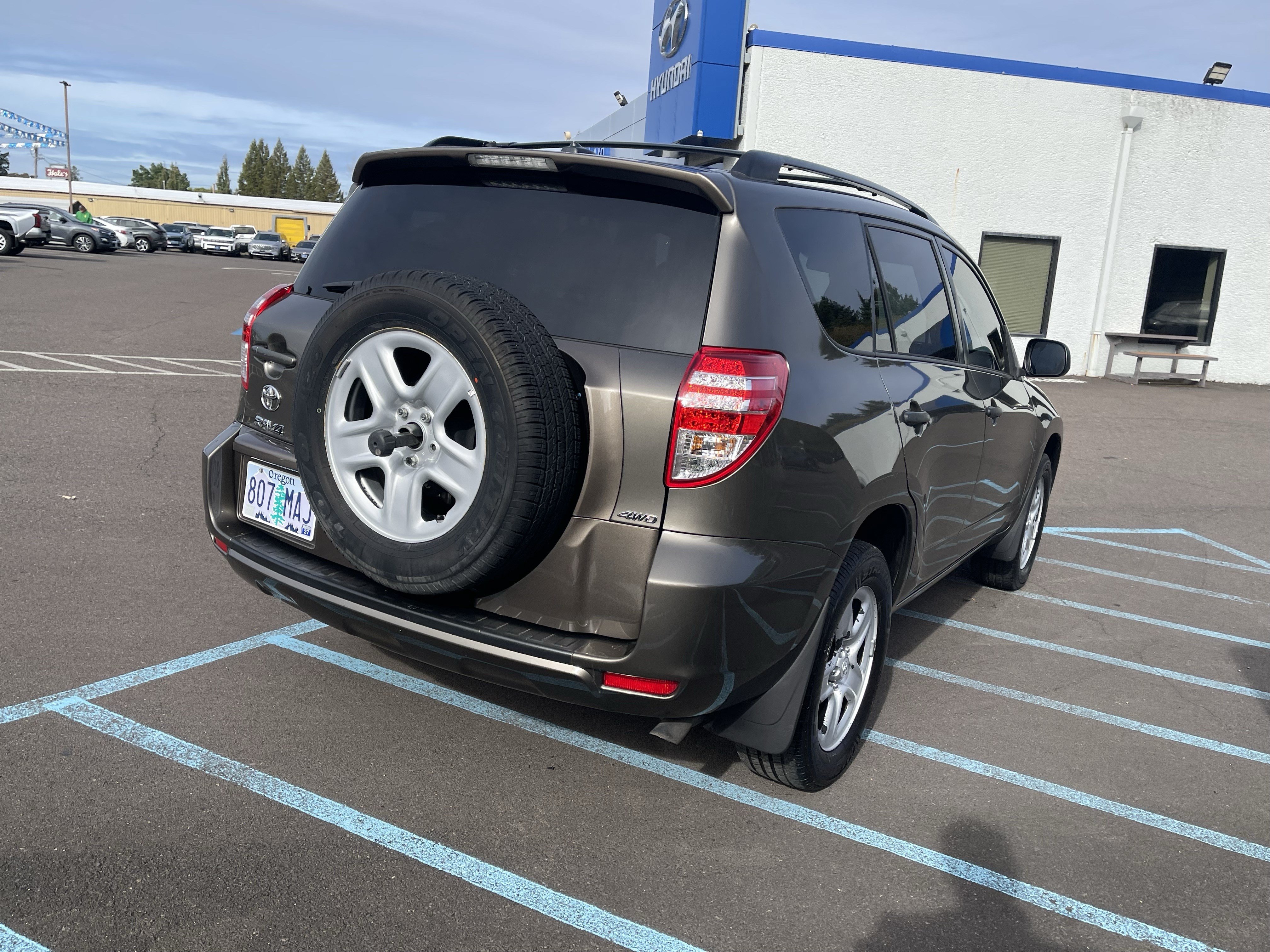 Used 2012 Toyota RAV4 4WD w/ Value Pkg image 5