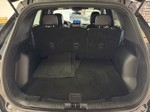 Used 2025 Ford Escape ST-Line AWD/4WD image 7