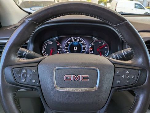 Used 2017 GMC Acadia Denali w/ Technology Package AWD/4WD image 29