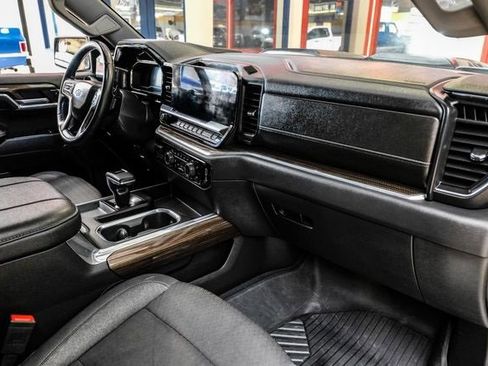 Used 2024 Chevrolet Silverado 1500 LT Trail Boss w/ Protection Package image 13