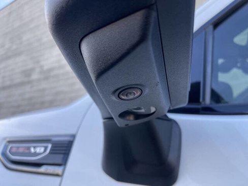 Used 2020 GMC Sierra 1500 AT4 w/ AT4 Premium Package image 12