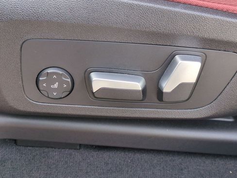 Used 2023 BMW X4 xDrive30i w/ M Sport Package image 15