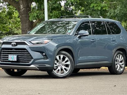 Used 2025 Toyota Grand Highlander AWD