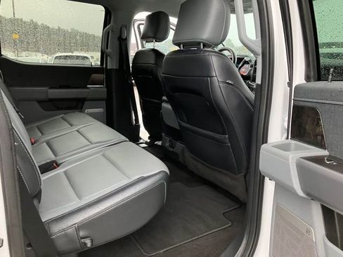 Used 2021 Ford F150 Lariat w/ Equipment Group 501A Mid image 22