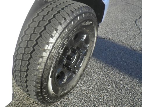 Used 2025 Ford F350 XL w/ STX Appearance Package image 9