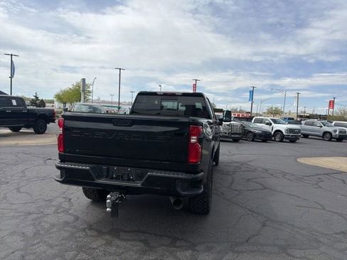 Used 2024 Chevrolet Silverado 2500 High Country w/ Midnight Edition AWD/4WD image 7