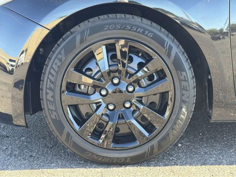 Used 2016 Kia Forte LX image 10