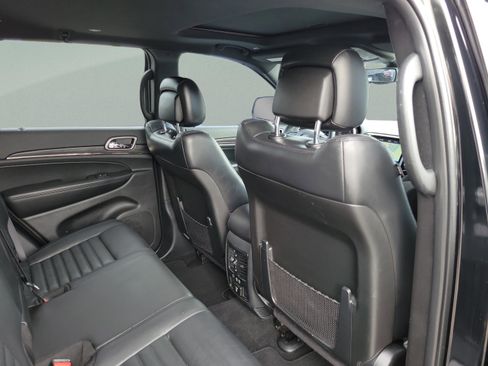 Used 2020 Jeep Grand Cherokee Limited X image 26