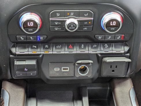 Used 2019 GMC Sierra 1500 Denali image 20