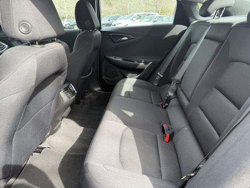 Used 2024 Chevrolet Malibu LT image 11