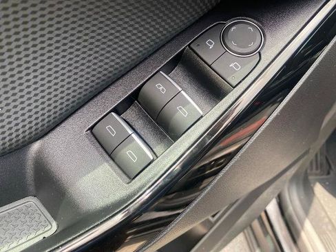 Used 2025 Chevrolet Equinox RS w/ Safety and Technology Package FWD image 13