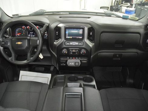 Used 2022 Chevrolet Silverado 2500 Custom w/ Custom Value Package AWD/4WD image 33