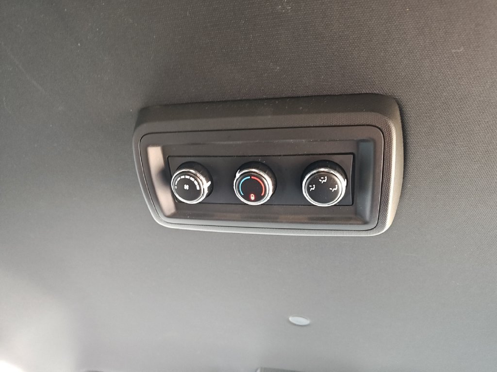 Used 2018 Dodge Grand Caravan SXT FWD image 29