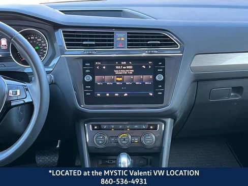 Certified 2020 Volkswagen Tiguan SE w/ Panoramic Sunroof Package image 16