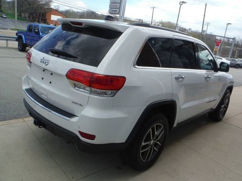 Used 2018 Jeep Grand Cherokee Limited w/ Trailer Tow Group IV image 9