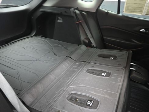 Used 2024 Chevrolet Trax ACTIV w/ Sunroof Package image 26