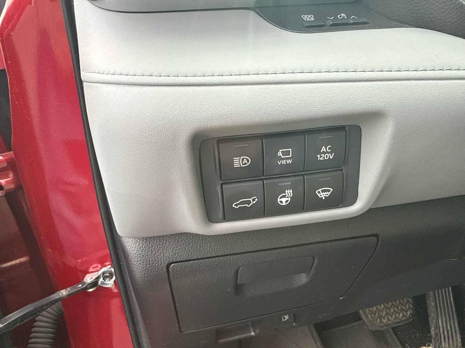 Used 2021 Toyota Highlander Limited AWD/4WD image 16