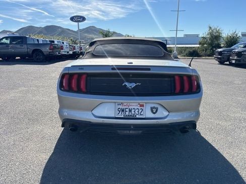 Used 2021 Ford Mustang Premium image 9