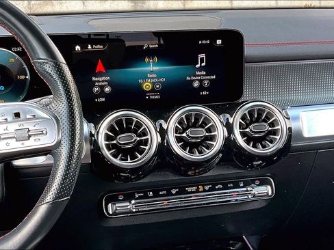 Used 2023 Mercedes-Benz EQB 250+ image 6