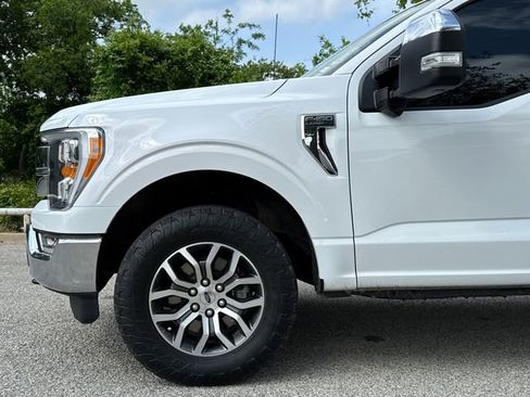 Used 2022 Ford F150 Lariat w/ Trailer Tow Package image 5