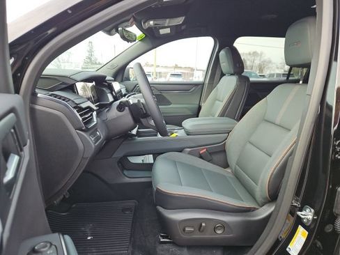 New 2026 GMC Acadia AT4 w/ LPO, All-Weather Package AWD/4WD image 29