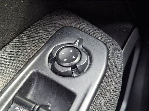 Used 2018 Jeep Renegade Sport w/ Power & Air Group image 29