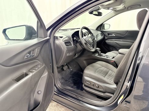 Used 2023 Chevrolet Equinox LT image 12