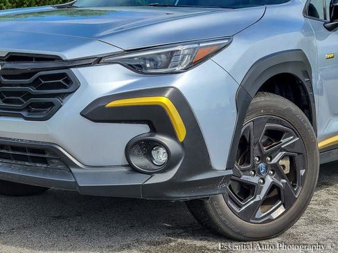 Used 2025 Subaru Crosstrek 2.5i Sport AWD/4WD image 3