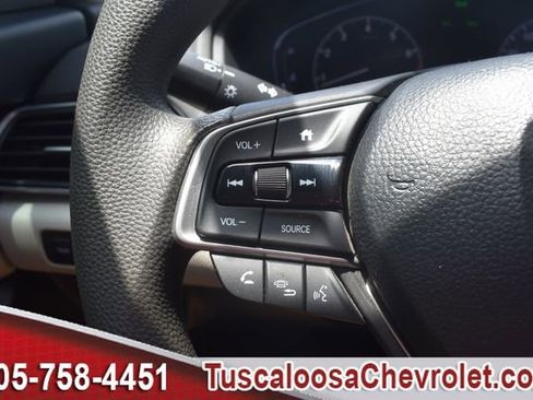 Used 2019 Honda Accord LX image 24