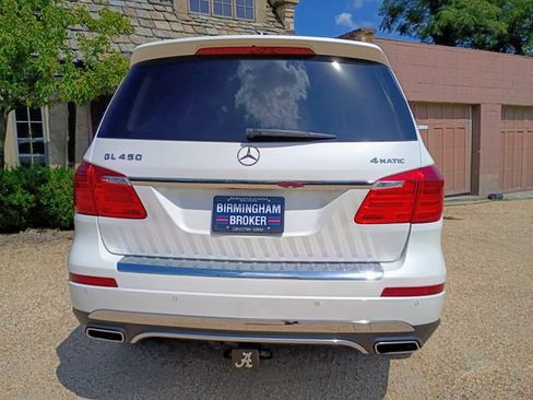 Used 2015 Mercedes-Benz GL 450 4MATIC image 11