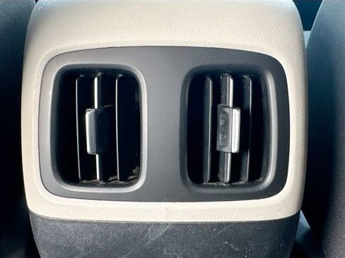 Used 2022 Hyundai Tucson SEL image 25