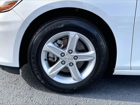 Certified 2024 Chevrolet Malibu LS image 8