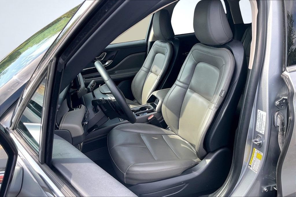Used 2023 Lincoln Corsair FWD image 21