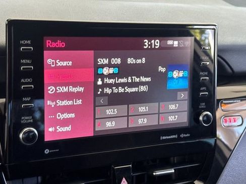 Used 2021 Toyota Camry XSE FWD image 17