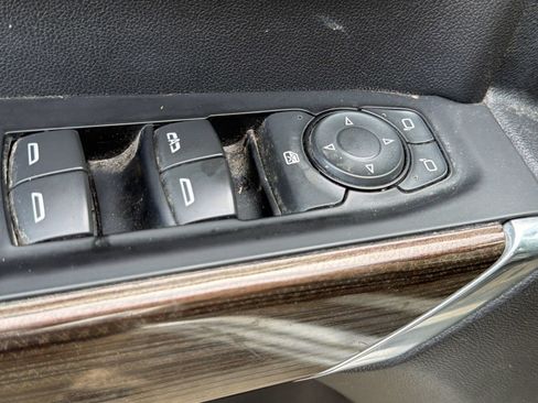 Used 2019 Chevrolet Silverado 1500 LT w/ Texas Edition AWD/4WD image 12