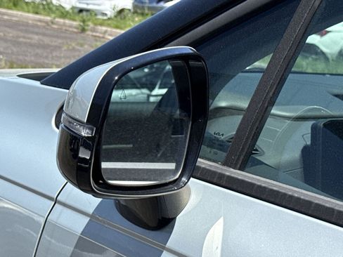 New 2026 Kia Carnival EX FWD image 15