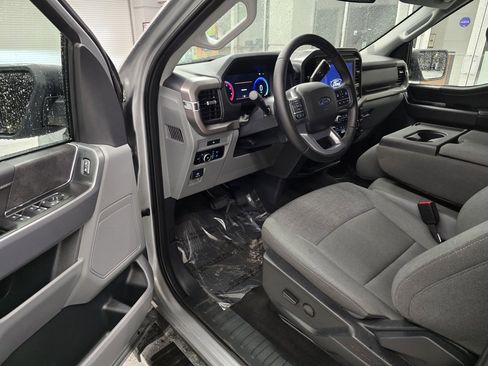 Used 2025 Ford F150 XLT w/ Equipment Group 301A Standard image 16
