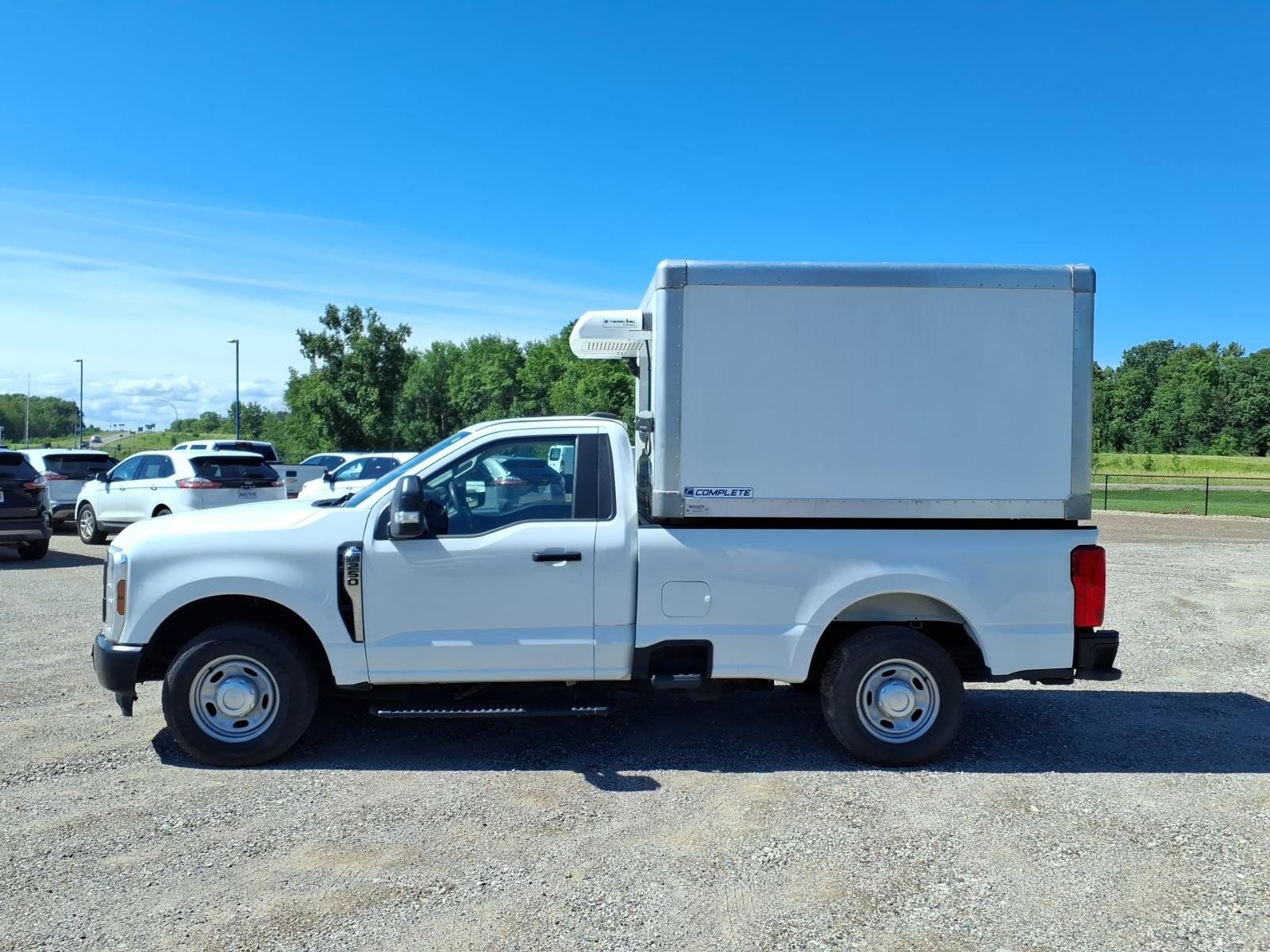 Used 2024 Ford F250 XL RWD image 2